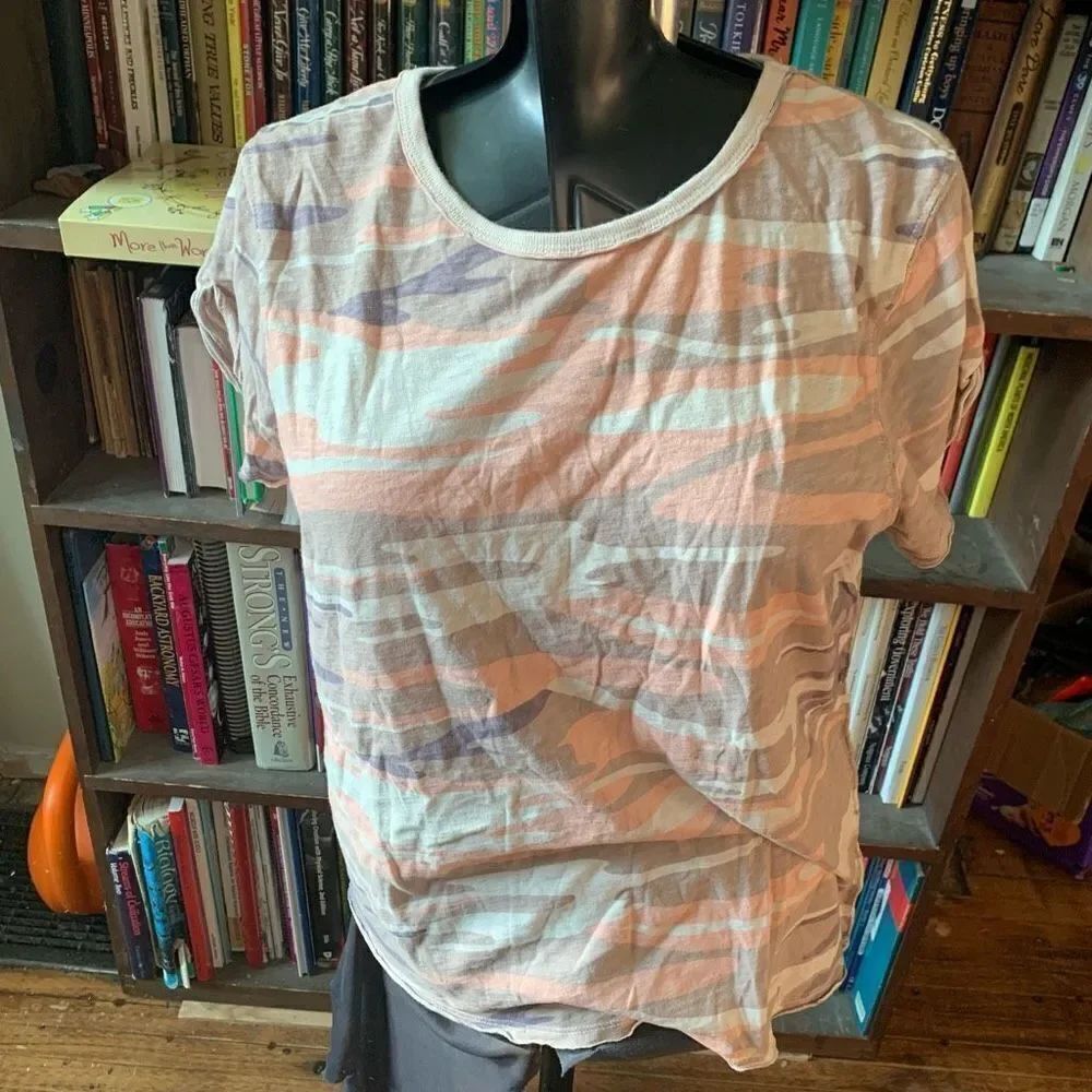 Z Supply pink & gray camo XL slub cozy basic tee